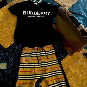 TODDLER Boy’s Burberry Size 4T Sweatpants and Shirt